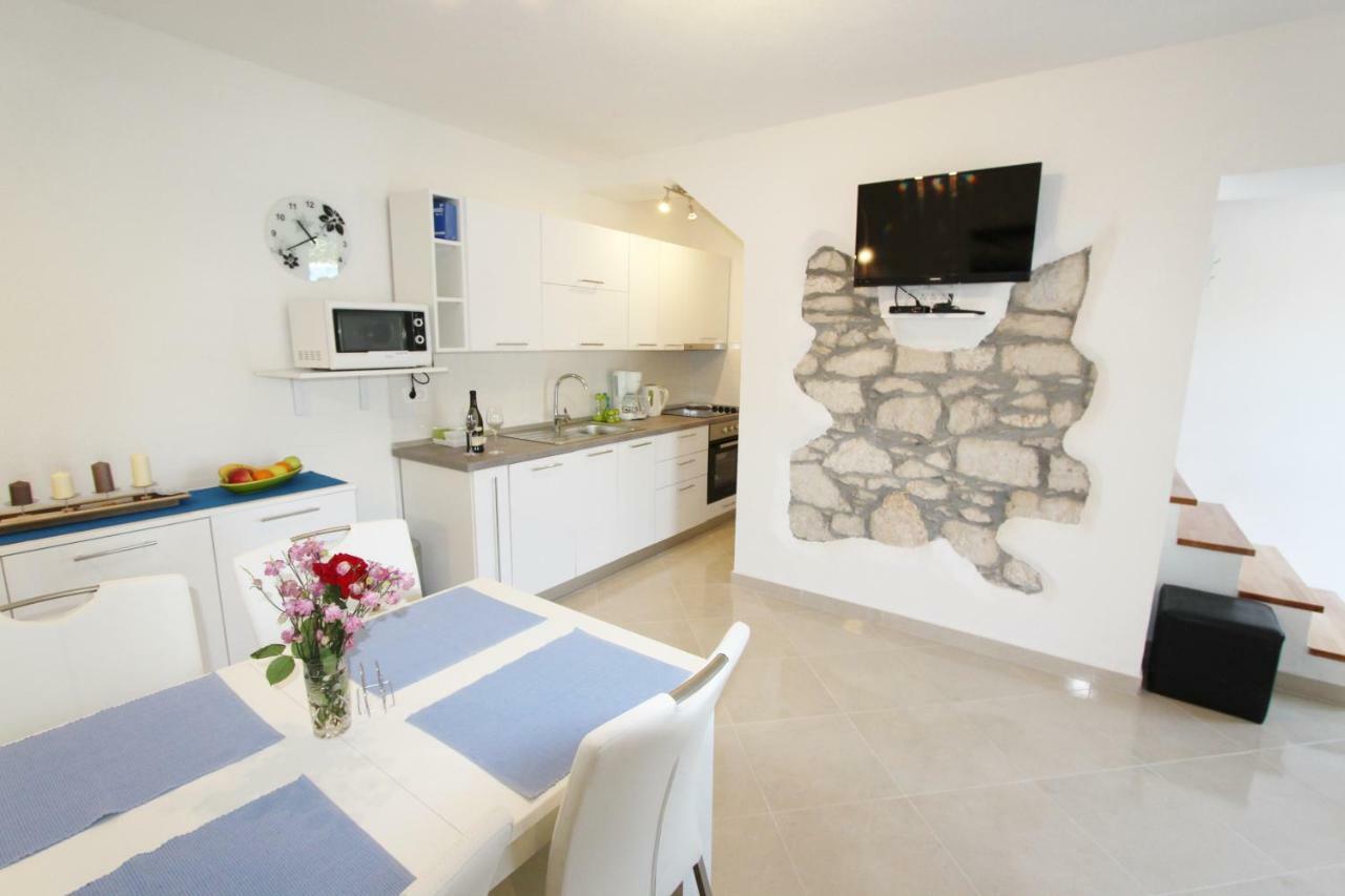 Luan Appartement Rabac Buitenkant foto